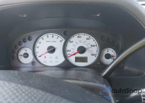 2002 Ford Escape Xls z USA, uszkodzony, nr VIN 1FMYU01132KA45337